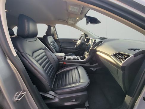Used 2024 Ford Edge SEL image 32