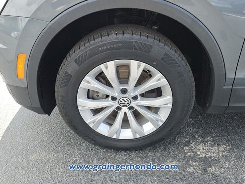 Used 2018 Volkswagen Tiguan S AWD/4WD image 9