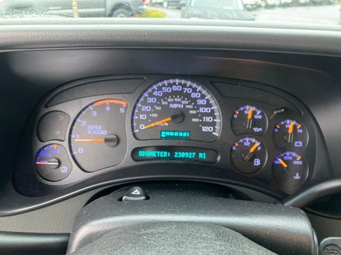 Used 2005 Chevrolet Silverado 3500 LT w/ Heavy-Duty Power Package image 20