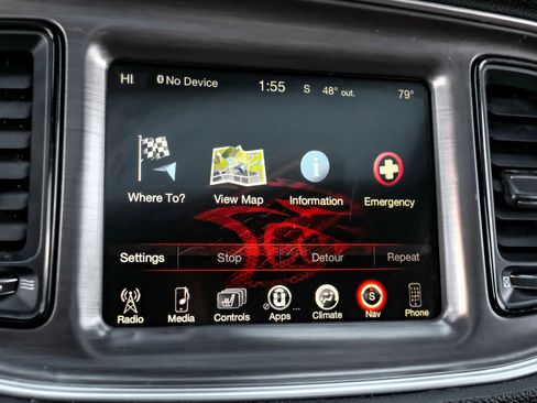 Used 2015 Dodge Challenger R/T Plus image 34