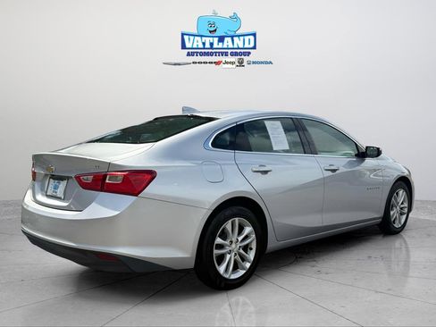Used 2018 Chevrolet Malibu LT FWD image 5