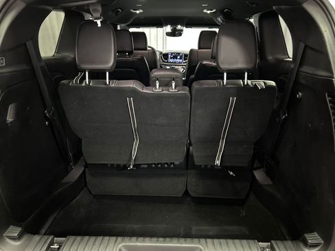 Used 2026 Chrysler Pacifica Select image 24
