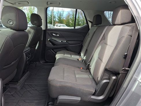 Used 2021 Chevrolet Traverse LS w/ LPO, Floor Liner Package image 10