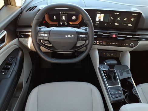 Used 2026 Kia Sportage EX image 17