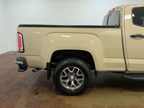 Used 2022 GMC Canyon AT4 image 33