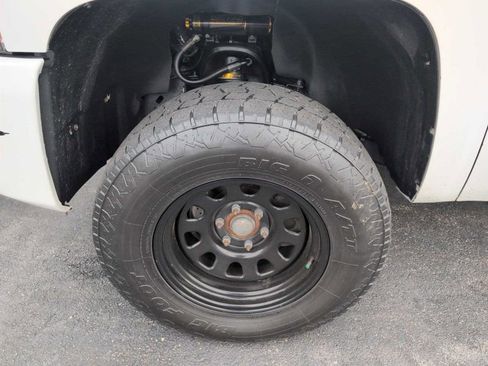 Used 2009 Chevrolet Silverado 1500 LT w/ Power Pack Plus image 33