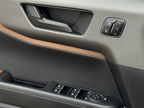 Certified 2025 Ford Bronco Sport Outer Banks w/ Outer Banks Tech Package+ image 26