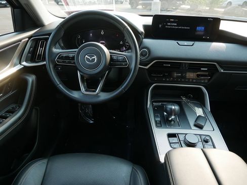 Used 2024 MAZDA CX-90 Plug-In Hybrid w/ Preferred AWD/4WD image 12