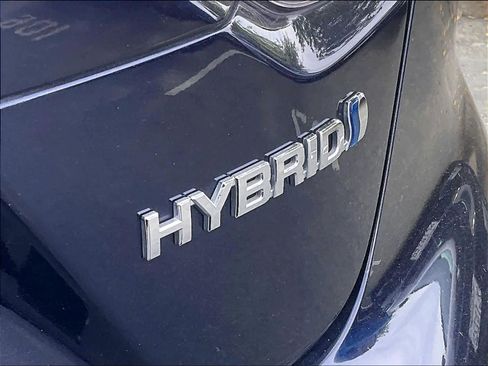 Used 2022 Toyota Corolla LE image 10