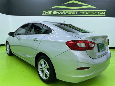 Used 2016 Chevrolet Cruze LT w/ Convenience Package FWD image 7
