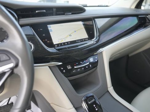 Used 2022 Cadillac XT6 Premium Luxury w/ Technology Package image 26