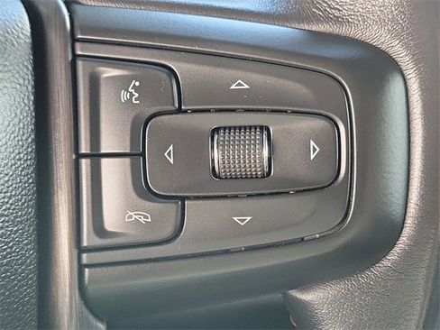 Used 2022 GMC Sierra 1500 AT4 w/ AT4 Preferred Package image 9