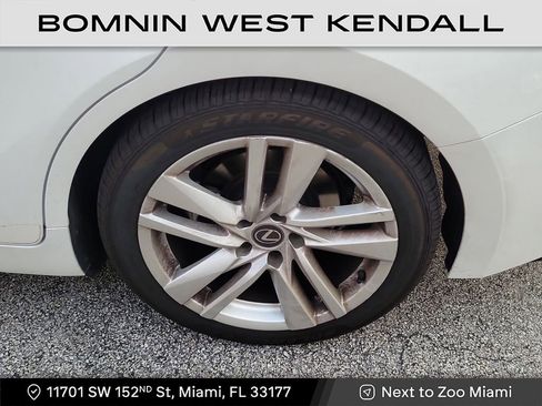 Used 2023 Lexus IS 300 w/ Comfort Package image 5