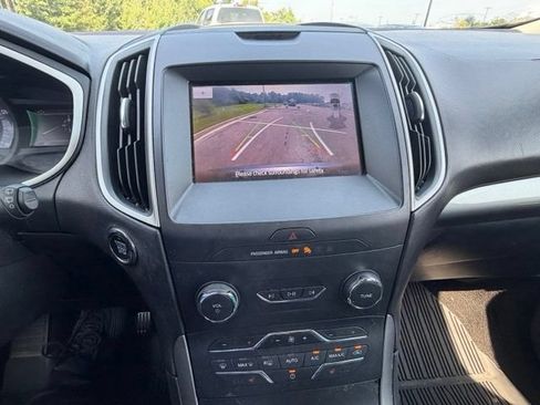Used 2020 Ford Edge SEL w/ Convenience Package FWD image 13