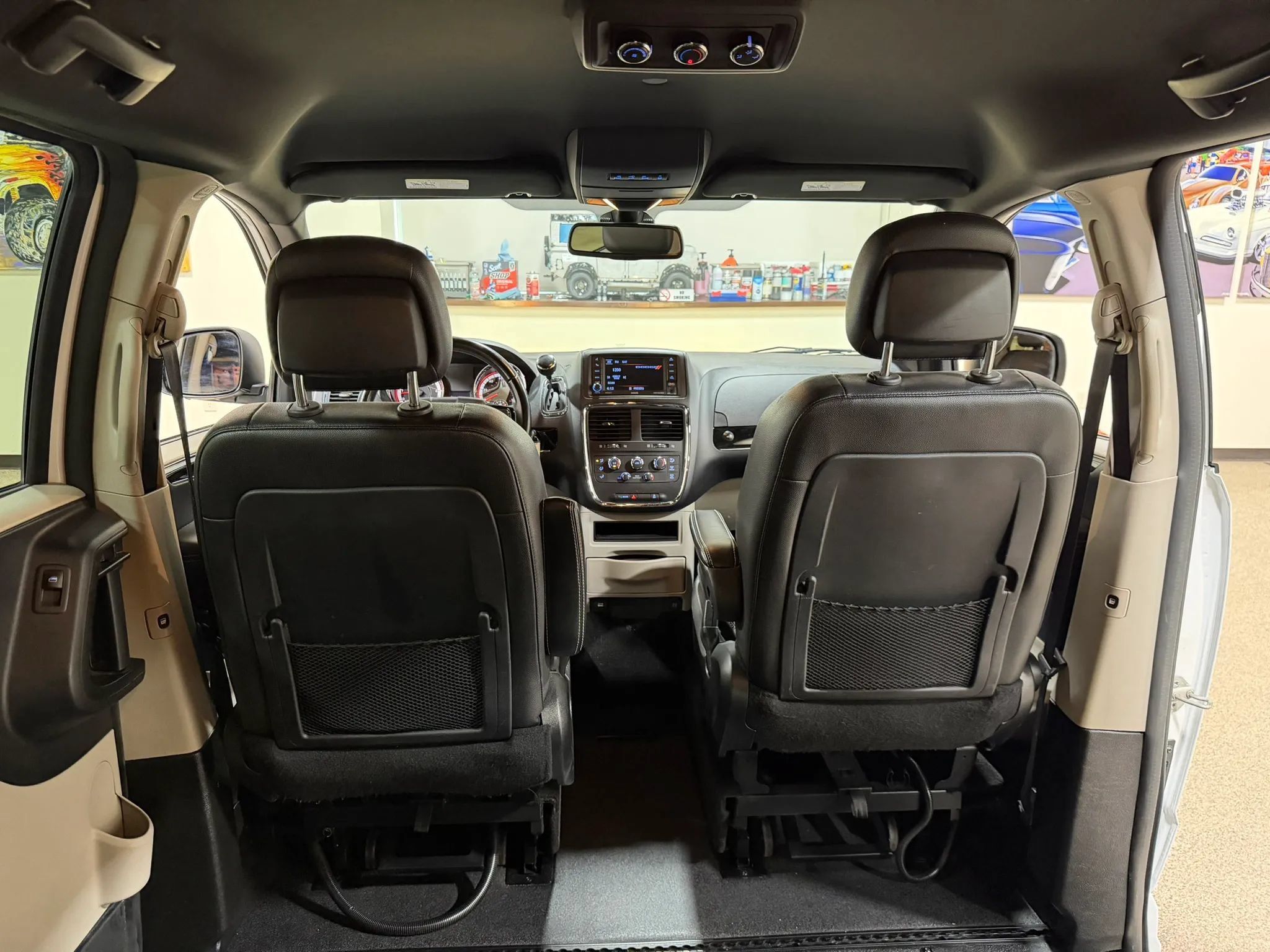 Used 2019 Dodge Grand Caravan SXT FWD image 56