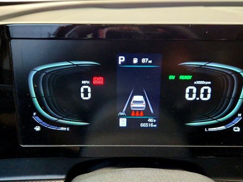 Used 2023 Kia Sportage LX image 14