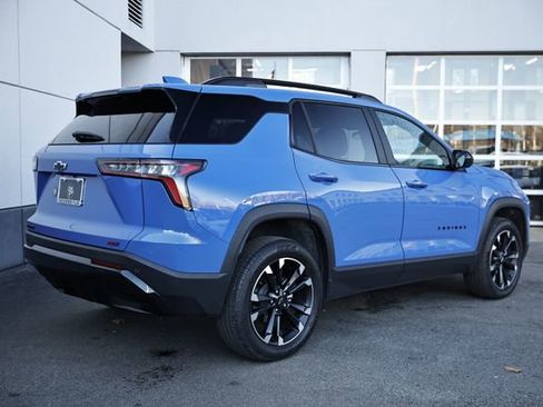 Used 2025 Chevrolet Equinox RS image 6