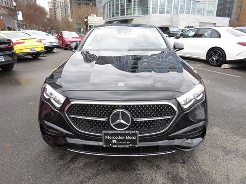Used 2025 Mercedes-Benz E 350 4MATIC Sedan image 6