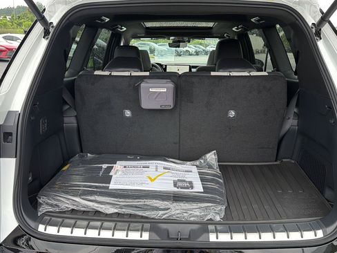 New 2026 Lexus TX 500h AWD image 35