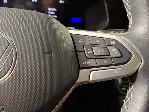 Used 2023 Volkswagen Taos SE image 21