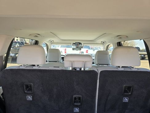 Used 2022 Jeep Grand Cherokee Overland w/ Luxury Tech Group IV image 11