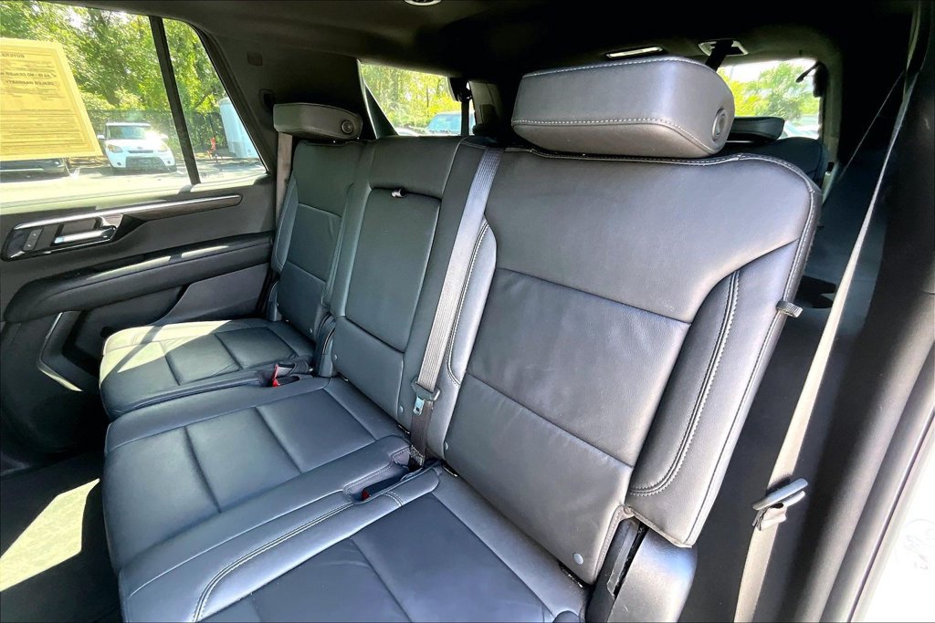 Used 2025 Chevrolet Tahoe LT AWD/4WD image 22