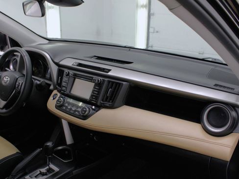 Used 2017 Toyota RAV4 XLE FWD image 45