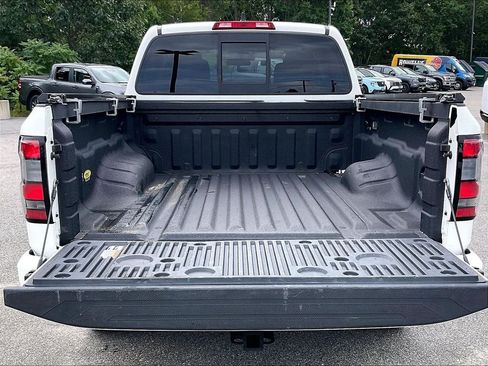 Used 2022 Nissan Frontier SV AWD/4WD image 35