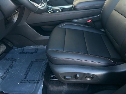 New 2026 Chevrolet Traverse Z71 w/ Enhanced Driving Package image 12