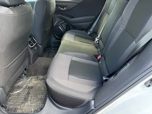 Used 2023 Subaru Outback Premium image 11