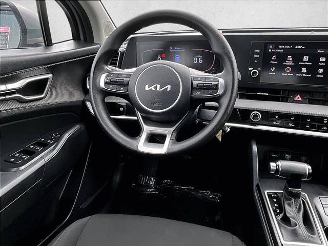 Used 2024 Kia Sportage LX FWD image 7