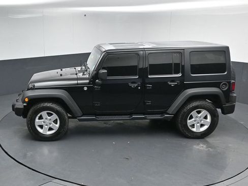 Used 2015 Jeep Wrangler Unlimited Sport w/ Quick Order Package 24S AWD/4WD image 45