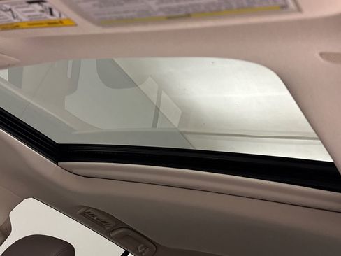 Used 2022 Lexus GX 460 Premium w/ Premium Package image 13