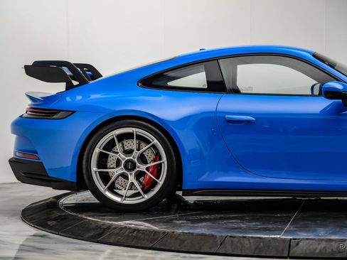 Used 2022 Porsche 911 GT3 RWD image 28