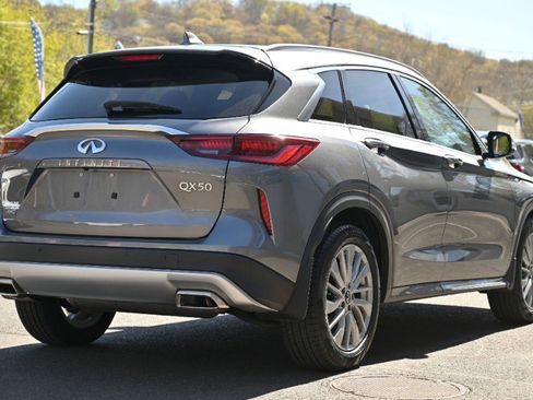 Used 2023 INFINITI QX50 Luxe AWD/4WD image 6
