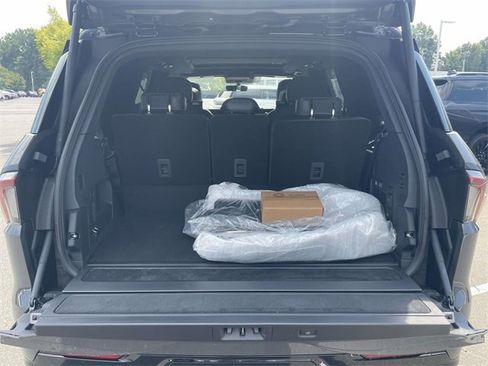 New 2025 Lincoln Navigator Black Label image 29