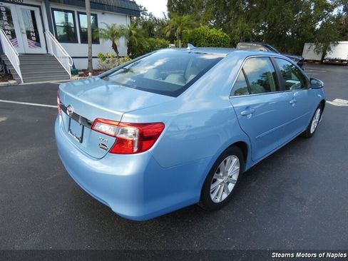 Used 2012 Toyota Camry XLE FWD image 11