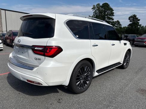 Used 2023 INFINITI QX80 Premium Select w/ Cargo Package AWD/4WD image 10