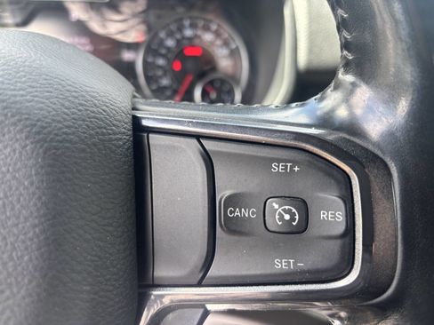 Used 2020 RAM 1500 Big Horn w/ Built-to-serve Edition image 16