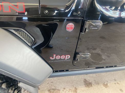 Used 2022 Jeep Gladiator Rubicon w/ LED Lighting Group image 7