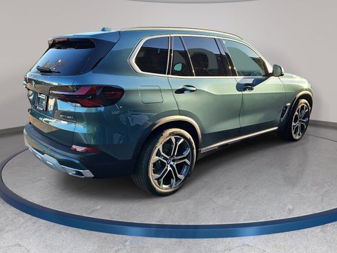 New 2026 BMW X5 xDrive40i AWD/4WD image 5