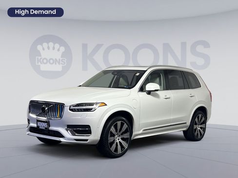 Used 2025 Volvo XC90 T8 Ultra AWD/4WD image 1