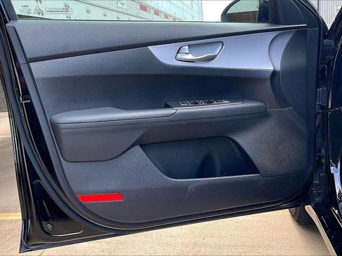 Certified 2024 Kia Forte LXS image 22