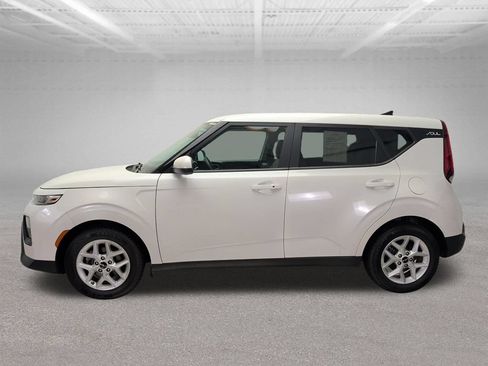 Used 2022 Kia Soul S FWD image 3