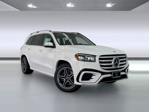 New 2026 Mercedes-Benz GLS 450 4MATIC image 6