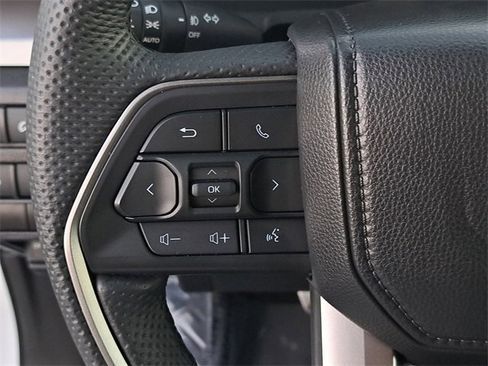 Used 2025 Toyota Tacoma TRD Sport image 23