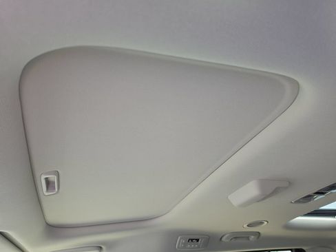 New 2026 Kia Carnival SX Prestige FWD image 23