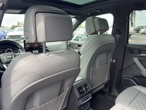 Used 2021 Audi SQ5 Premium Plus w/ Premium Plus Package AWD/4WD image 27