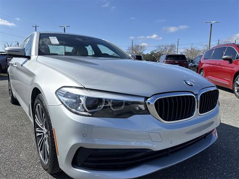 Used 2020 BMW 530i w/ Convenience Package image 9