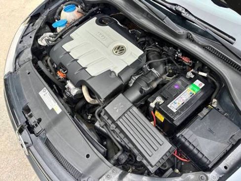 Used 2010 Volkswagen Jetta TDI FWD image 31
